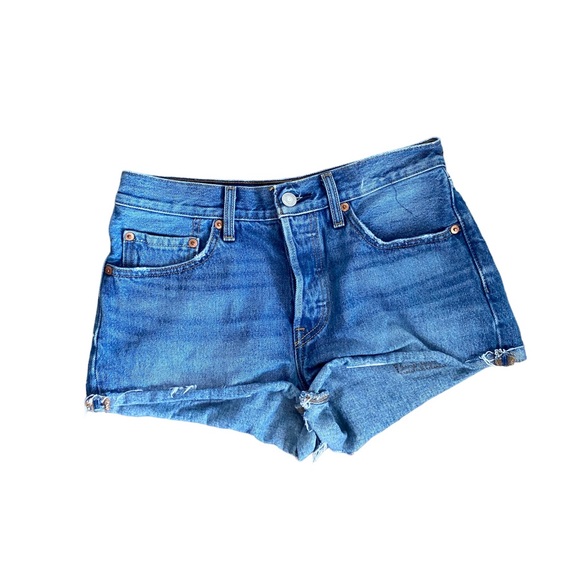 Levis 501 Cut Off Jean Shorts - Picture 12 of 14